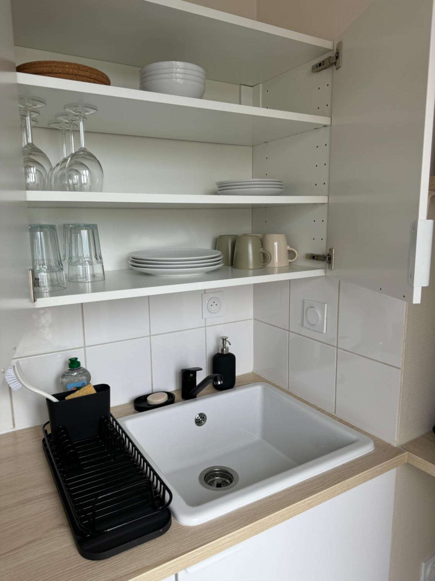 Appartement Avec Une Chambre Lyon Bagian luar foto