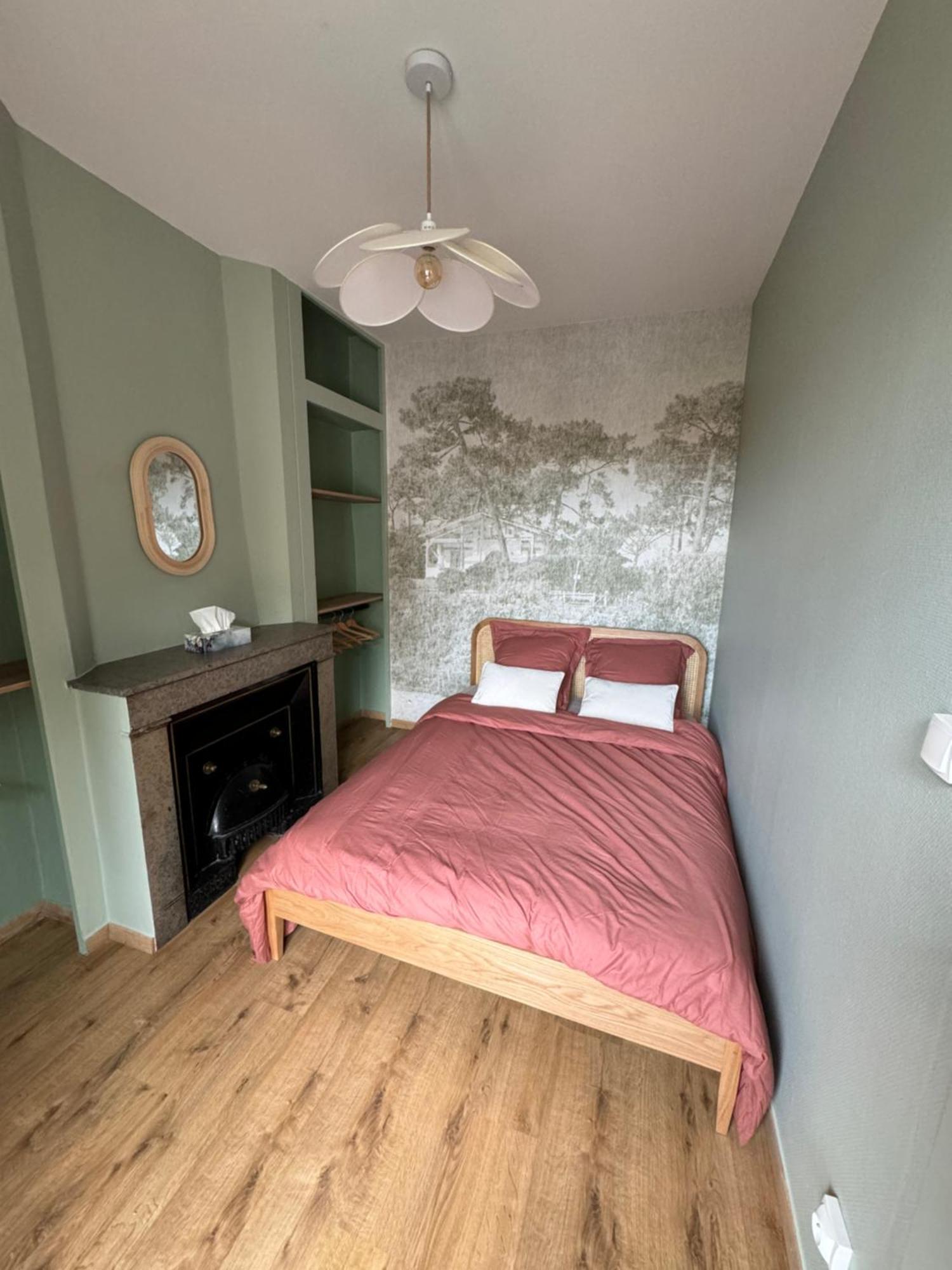 Appartement Avec Une Chambre Lyon Bagian luar foto